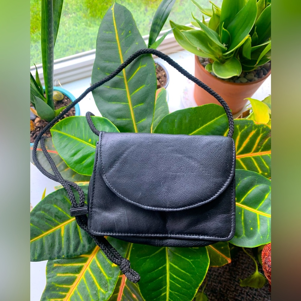 Small Leather Travel Purse